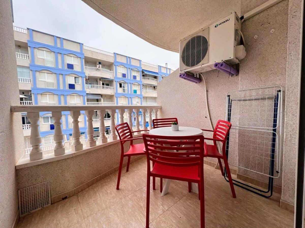 Welcoming Seafront Apartment Tv15 Torrevieja Ngoại thất bức ảnh