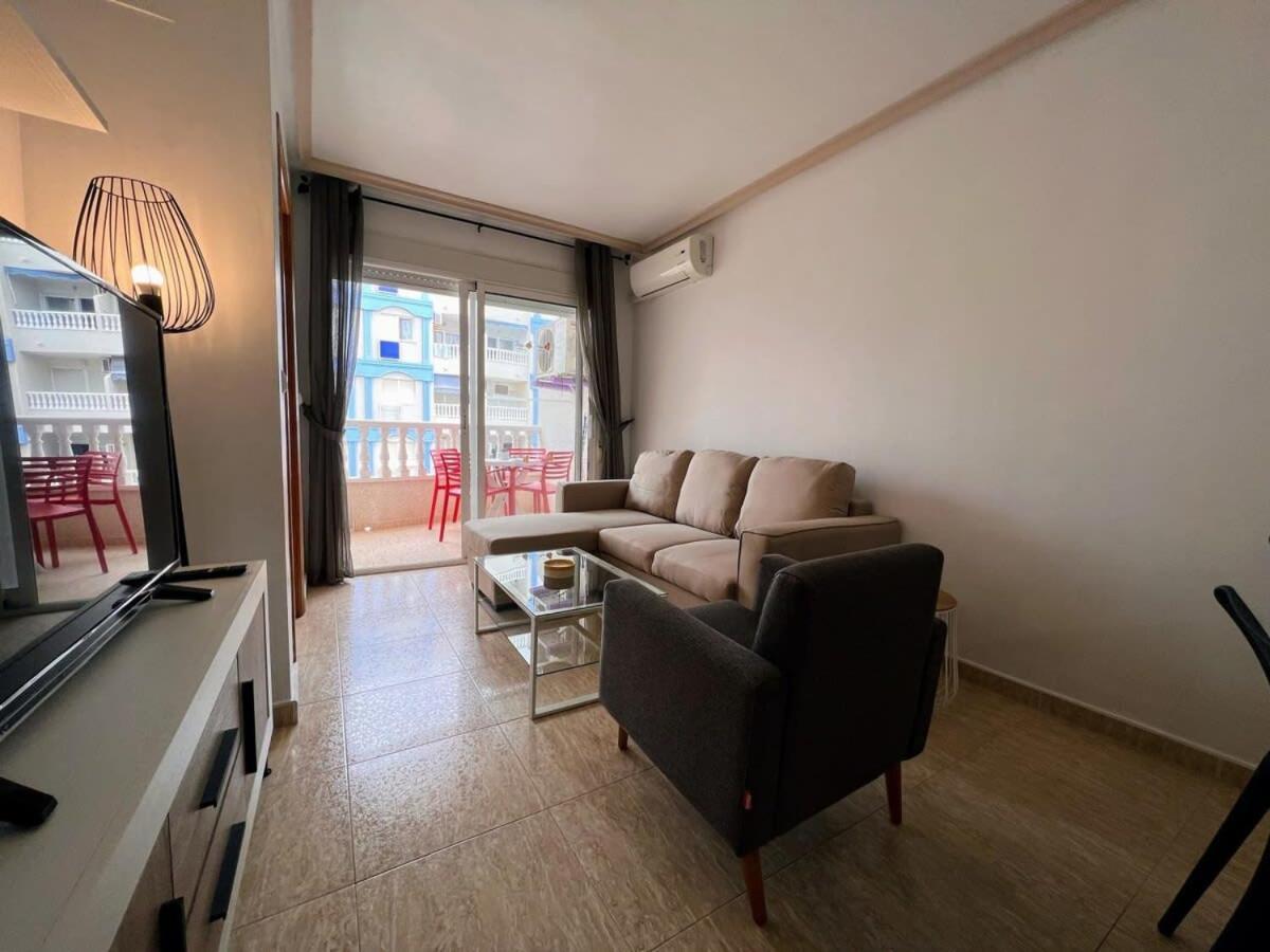 Welcoming Seafront Apartment Tv15 Torrevieja Ngoại thất bức ảnh